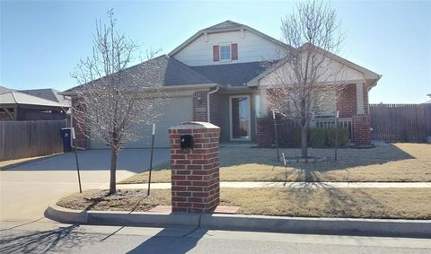Photo of 19109 Blanco Drive, Edmond, OK 73012 (MLS # 1219157)