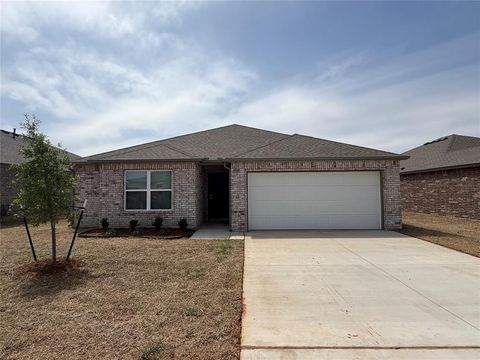 Photo of 3909 Dutch Lane, Mustang, OK 73064 (MLS # 1226462)