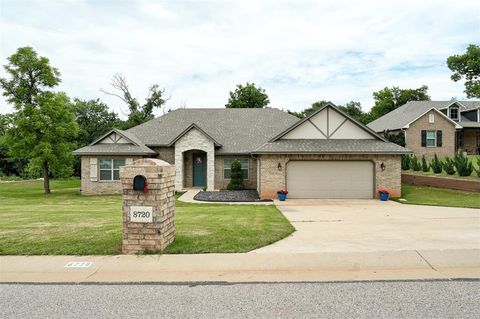 Photo of 8720 Tall Oaks Drive, Guthrie, OK 73044 (MLS # 1232796)