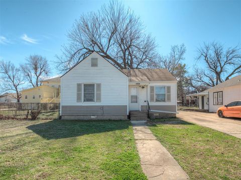 Photo of 2420 SW 30th Street, Oklahoma City, OK 73119 (MLS # 1213698)