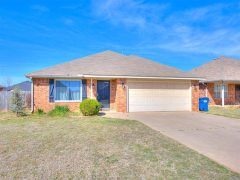 Photo of 609 E Linden Lane, Mustang, OK 73064 (MLS # 1220438)