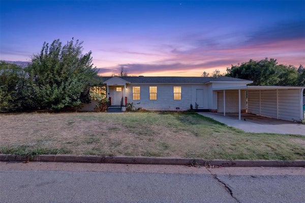 2340 CASHION PL, OKLAHOMA CITY, OK 73112 - Image ba09609fba169aa1df23bb0e16de062e/331895367