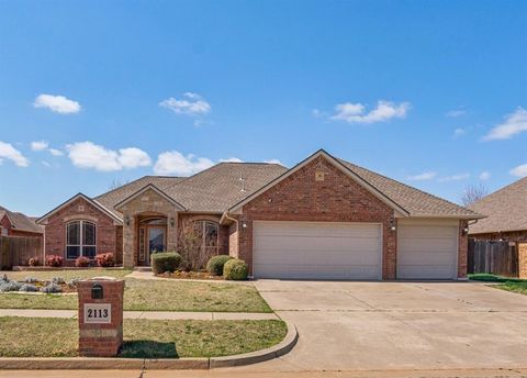 Photo of 2113 Mulberry Creek Avenue, Yukon, OK 73099 (MLS # 1218016)