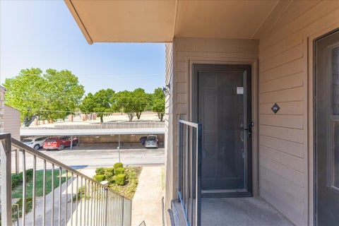Photo of 5912 N Pennsylvania Avenue #219A, Oklahoma City, OK 73112 (MLS # 1247579)