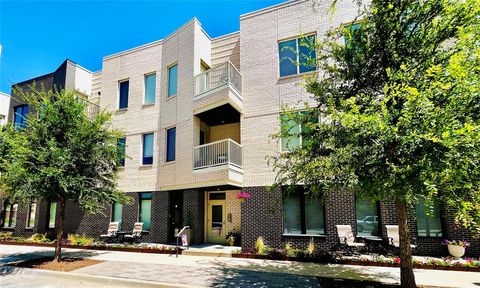 Photo of 627 Couch Drive #S 13, Oklahoma City, OK 73102 (MLS # 1230431)