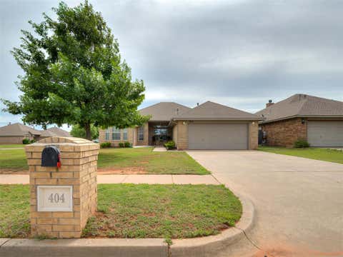 Photo of 404 S Pointe Lane, Mustang, OK 73064 (MLS # 1231992)