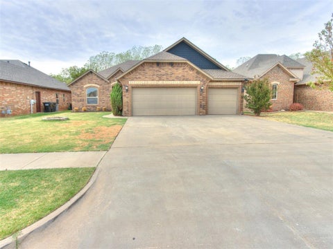 Photo of 2921 San Juan Trail, Moore, OK 73160 (MLS # 1251596)