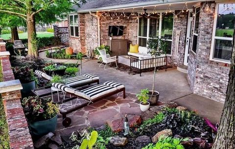 Photo of 10125 Millspaugh Way, Yukon, OK 73099 (MLS # 1224364)