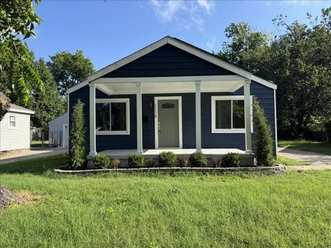 Photo of 1119 W Eufaula Street, Norman, OK 73069 (MLS # 1239767)