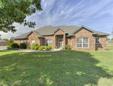 Photo of 4307 Nugget Lane, Tuttle, OK 73089 (MLS # 1255798)