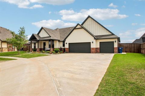 Photo of 2208 W Earl Drive, Mustang, OK 73064 (MLS # 1226799)