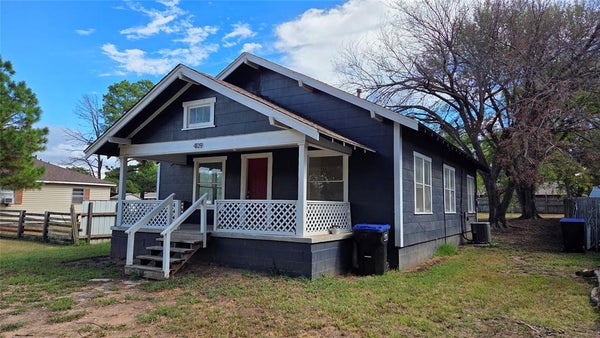 409 N 4TH ST, NOBLE, OK 73068 - Image bcc9fce5f0e5b0e60b1885cddaca98bd/2336837293