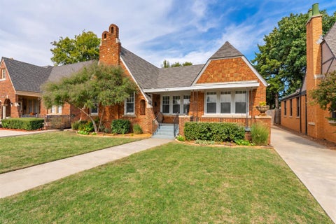 Photo of 1141 NW 36th Street, Oklahoma City, OK 73118 (MLS # 1255738)