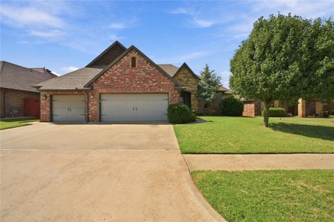 Photo of 4005 Wayfield Avenue, Oklahoma City, OK 73179 (MLS # 1251035)