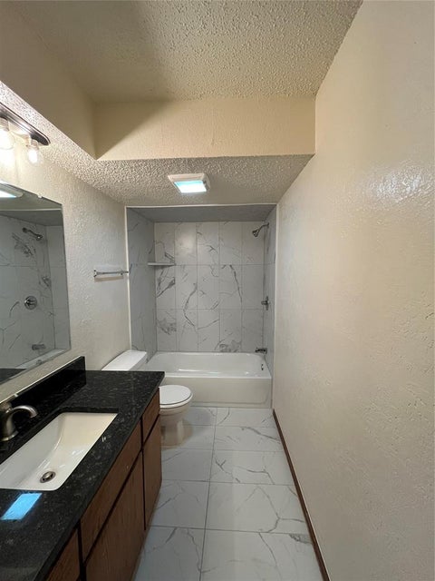 Photo of 233 Chalmette Drive #C, Norman, OK 73071 (MLS # 1252562)