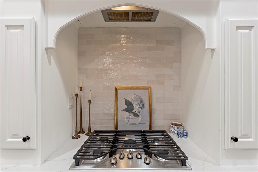 Shawnee, Oklahoma 74804, United States, 4 Bedrooms Bedrooms, ,3 BathroomsBathrooms,Residential,Active,153311