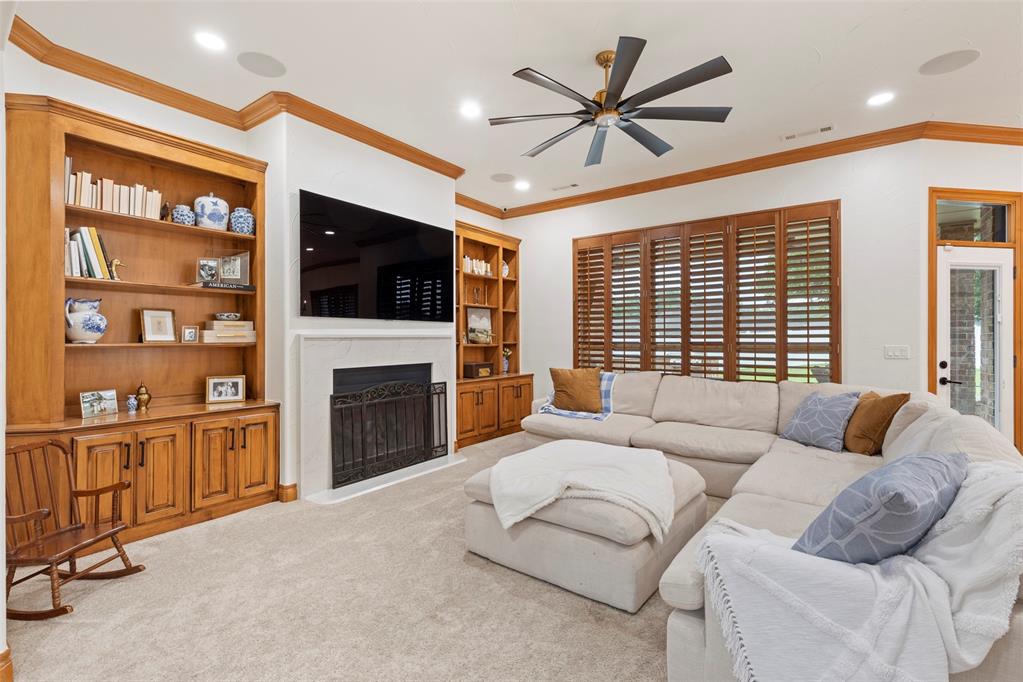 Shawnee, Oklahoma 74804, United States, 4 Bedrooms Bedrooms, ,3 BathroomsBathrooms,Residential,Active,153311