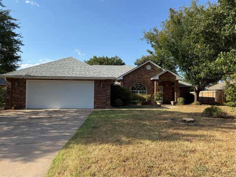 Photo of 1231 Douglas Circle, Noble, OK 73068 (MLS # 1245265)
