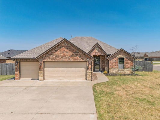 1950 TIMBER DALE DR, SHAWNEE, OK 74804 - Image be020baaebfdb4ce35dea5809d7f5dcf/1345800967