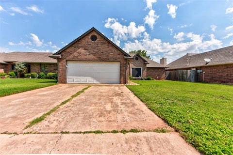 Photo of 8509 SW 36th Terrace, Oklahoma City, OK 73179 (MLS # 1237735)