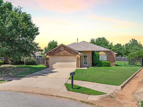 Photo of 1975 Pleasant Ridge Court, Edmond, OK 73012 (MLS # 1233273)