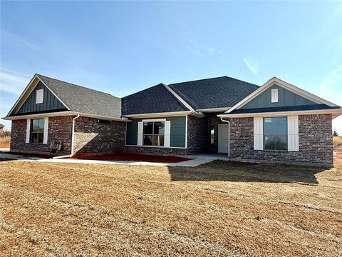 Photo of 1983 Twin Spires Trail, Blanchard, OK 73010 (MLS # 1211664)