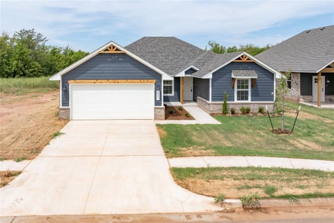 Photo of 1905 Long Cove Avenue, Yukon, OK 73099 (MLS # 1231874)