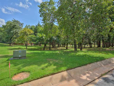 Photo of 29 Saratoga Way, Edmond, OK 73003 (MLS # 1245460)