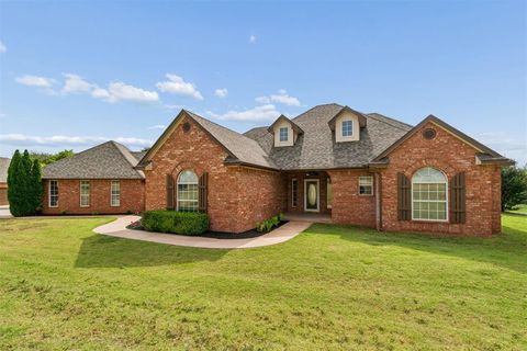 Photo of 2010 Sandpiper Drive, Blanchard, OK 73010 (MLS # 1233283)