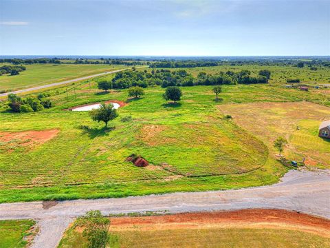 Photo of 20224 Lampkin Trail, Purcell, OK 73080 (MLS # 1217372)