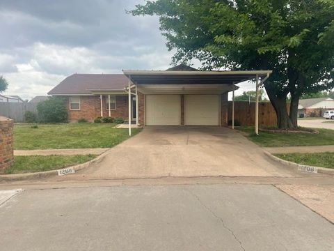 Photo of 1208 S Bouziden Drive, Moore, OK 73160 (MLS # 1227704)