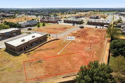 Photo of 16530 N May Avenue #BLDG 4, Edmond, OK 73012 (MLS # 1248367)