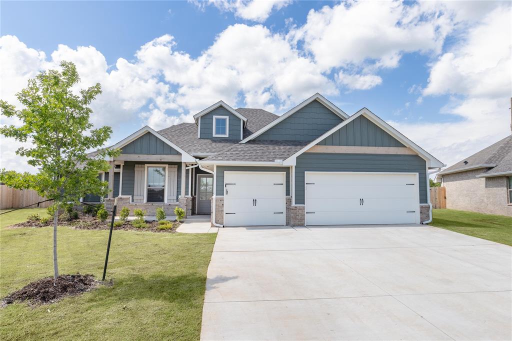 Photo 1 of 28 — 13001 NE 9th Street, Choctaw, OK 73020