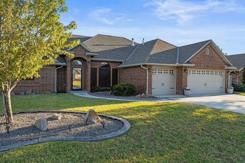 Photo of 11616 Royal Coach Drive, Yukon, OK 73099 (MLS # 1252521)