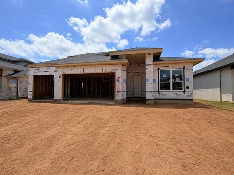 Photo of 7108 NW 154th Street, Edmond, OK 73013 (MLS # 1225335)