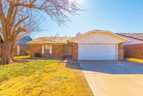 Photo of 12500 SW 4th Street, Yukon, OK 73099 (MLS # 1219491)