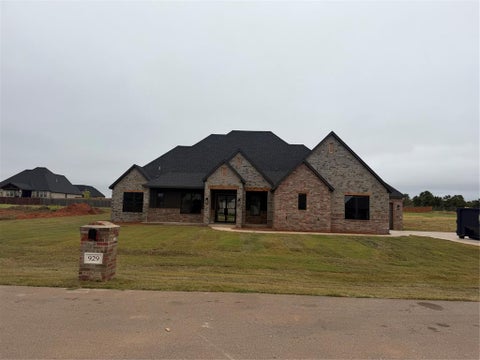 Photo of 929 Dorsi Circle, Newcastle, OK 73065 (MLS # 1250764)