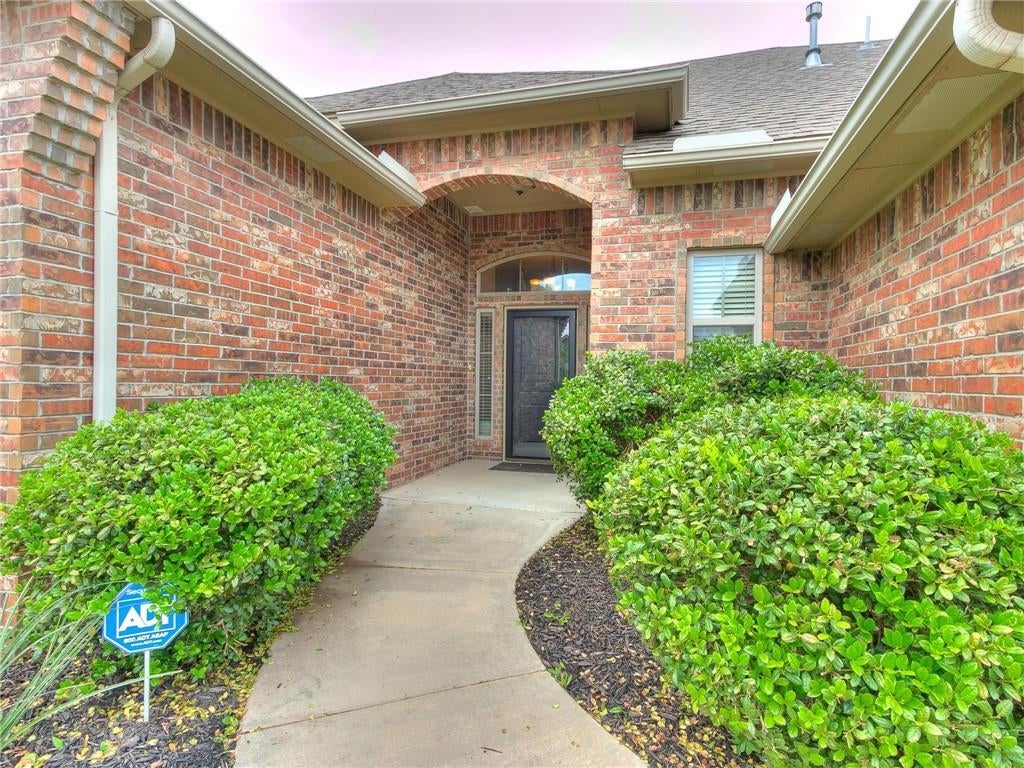 5909 Holly Brooke Lane