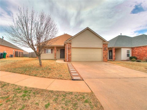 Photo of 5928 SE 69th Street, Oklahoma City, OK 73135 (MLS # 1251248)