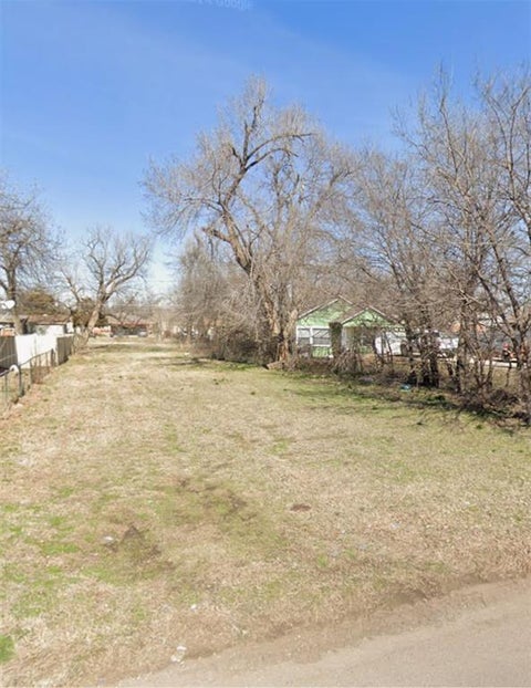 Photo of 1313 SW 25th Street, Oklahoma City, OK 73108 (MLS # 1252786)