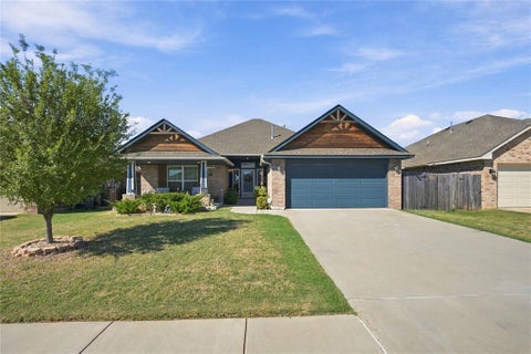 Photo of 2213 Wheatheart Drive, Yukon, OK 73099 (MLS # 1252805)