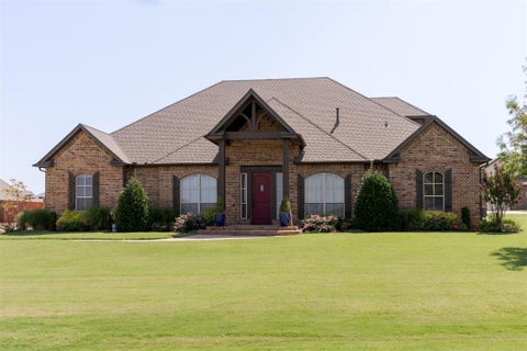 Photo of 3800 Churchill Road, Oklahoma City, OK 73165 (MLS # 1240692)