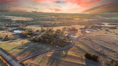 Photo of 5660 Little Farms Road, Guthrie, OK 73044 (MLS # 1039792)
