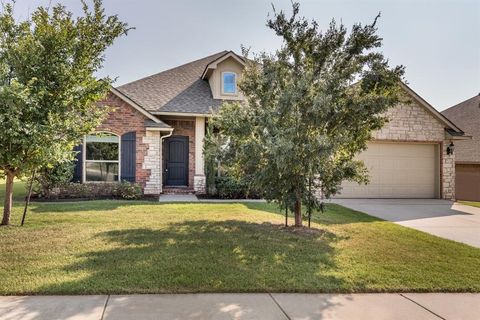 Photo of 6528 NW 163rd Terrace, Edmond, OK 73013 (MLS # 1229982)
