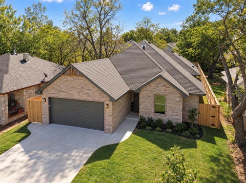 Photo of 1508 NE 25th Street, Oklahoma City, OK 73111 (MLS # 1252419)