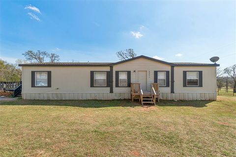 Photo of 10250 E Post Oak Road, Noble, OK 73068 (MLS # 1229353)