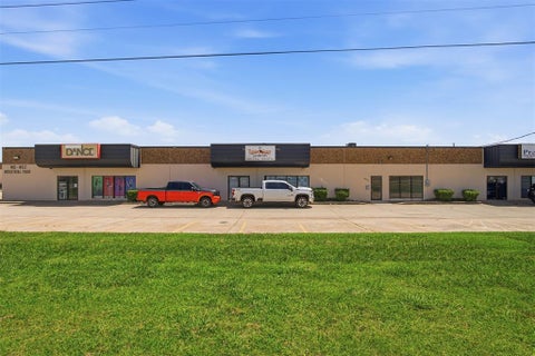 Photo of 3900 E I240 Service Road, Oklahoma City, OK 73135 (MLS # 1244005)