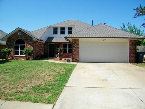 Photo of 617 Firelane Rd Rd, Edmond, OK 73003 (MLS # 1226991)