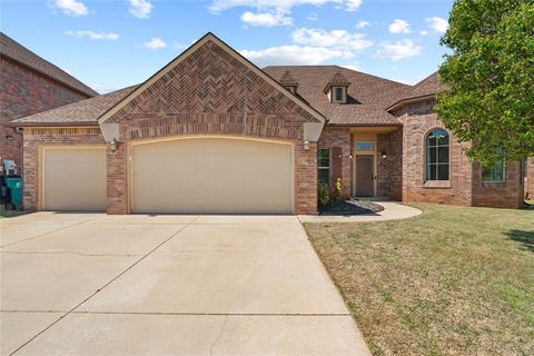 Photo of 13617 Keswick Lane, Yukon, OK 73099 (MLS # 1223002)