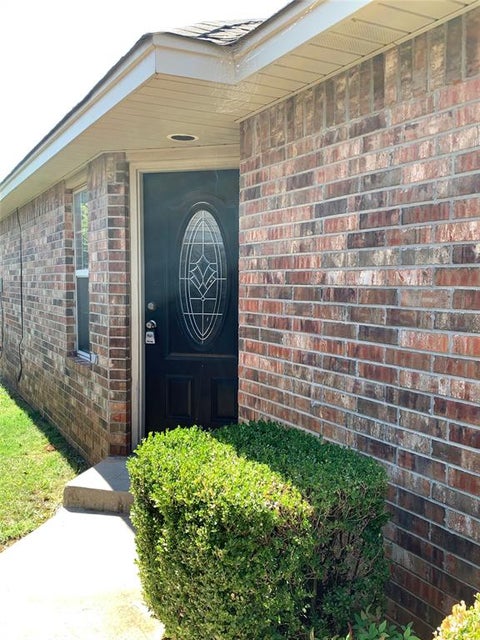 Photo of 204 Woodbrair Road, Noble, OK 73068 (MLS # 1250681)